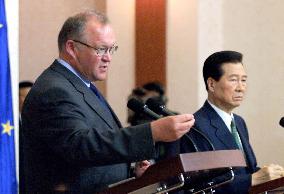 Kim hails Pyongyang's pledge on missile moratorium